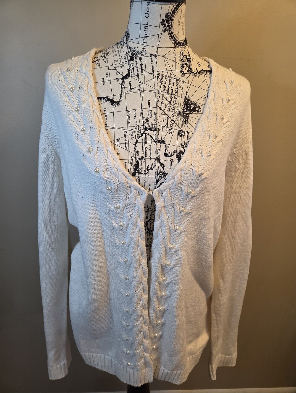 Liz Claiborne L Ivory Pearl Beaded Cable Knit Cardigan Sweater Grandmacore